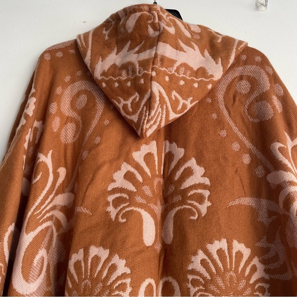 NEW Free People Hudson Valley Kimono in Siena One Size Hooded Paisley nbnn - Picture 7 of 13